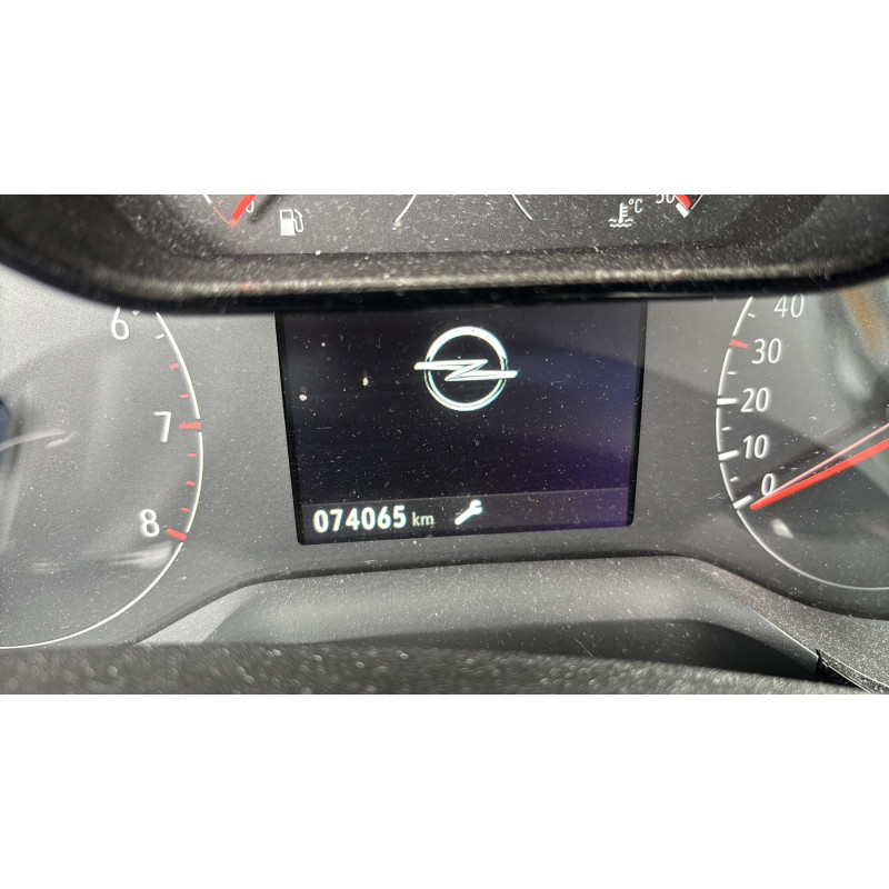 OPEL CORSA F PHASE 1 1.2i - 12V TURBO Photo n°2