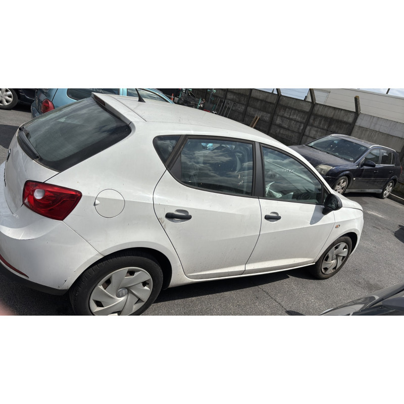 SEAT IBIZA 4 PHASE 1 1.2 TDI - 12V TURBO Photo n°17