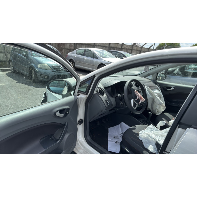 SEAT IBIZA 4 PHASE 1 1.2 TDI - 12V TURBO Photo n°20