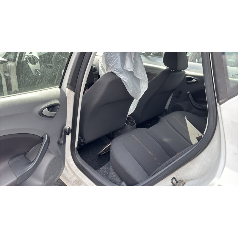 SEAT IBIZA 4 PHASE 1 1.2 TDI - 12V TURBO Photo n°21