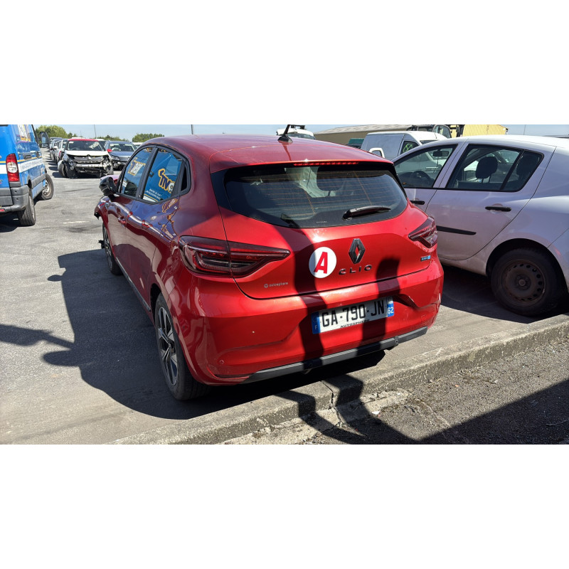 RENAULT CLIO 5 PHASE 1 1.6i - 16V SCE 145 E-TECH Photo n°4