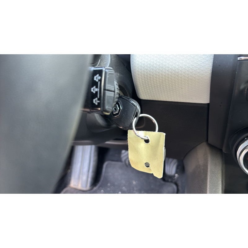 RENAULT CLIO 5 PHASE 1 1.6i - 16V SCE 145 E-TECH Photo n°9