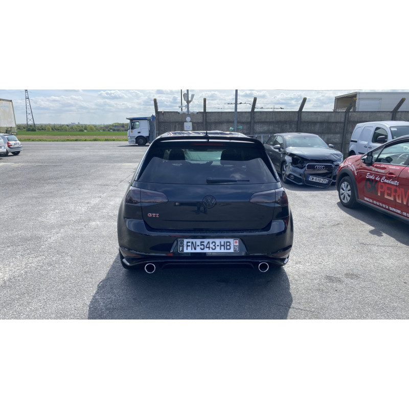 VOLKSWAGEN GOLF 7 PHASE 1 2.0 GTI - 16V TURBO CLUBSPORT Photo n°5