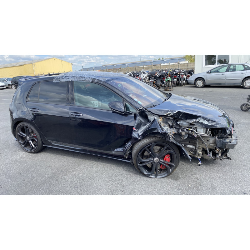 VOLKSWAGEN GOLF 7 PHASE 1 2.0 GTI - 16V TURBO CLUBSPORT Photo n°17