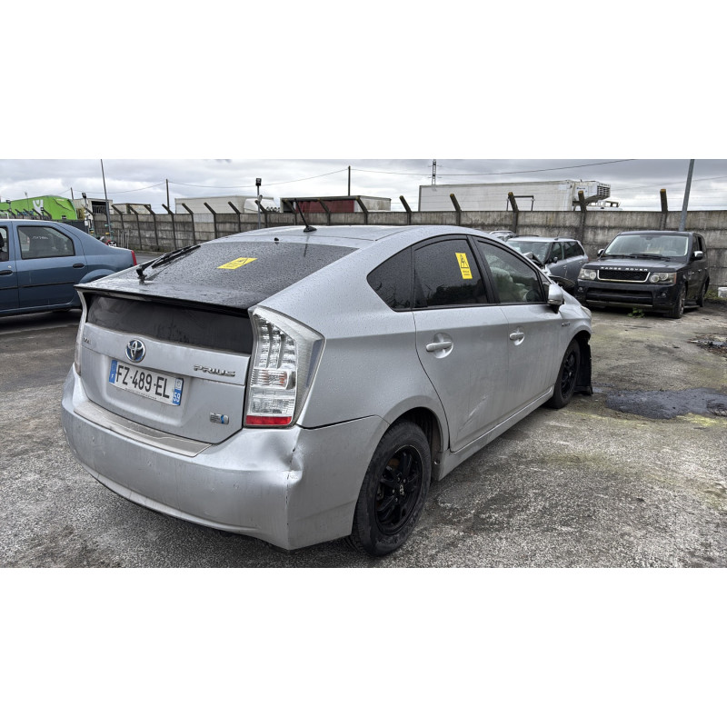 TOYOTA PRIUS 3 PHASE 1 1.8i - 16V HYBRID Photo n°3