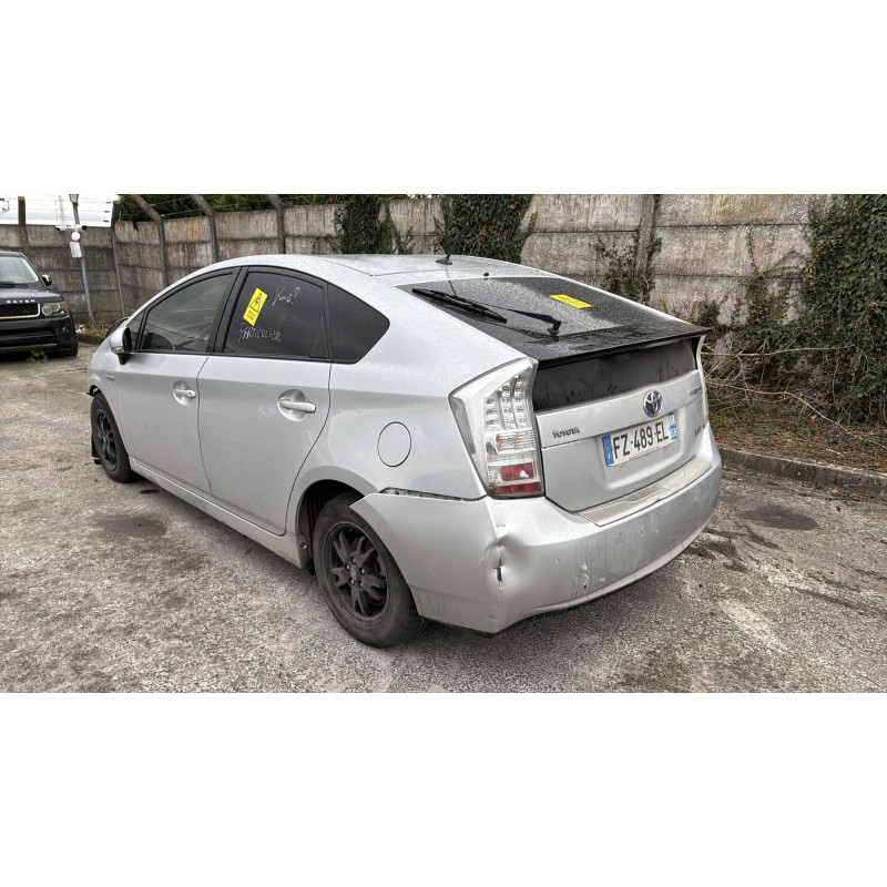 TOYOTA PRIUS 3 PHASE 1 1.8i - 16V HYBRID Photo n°4