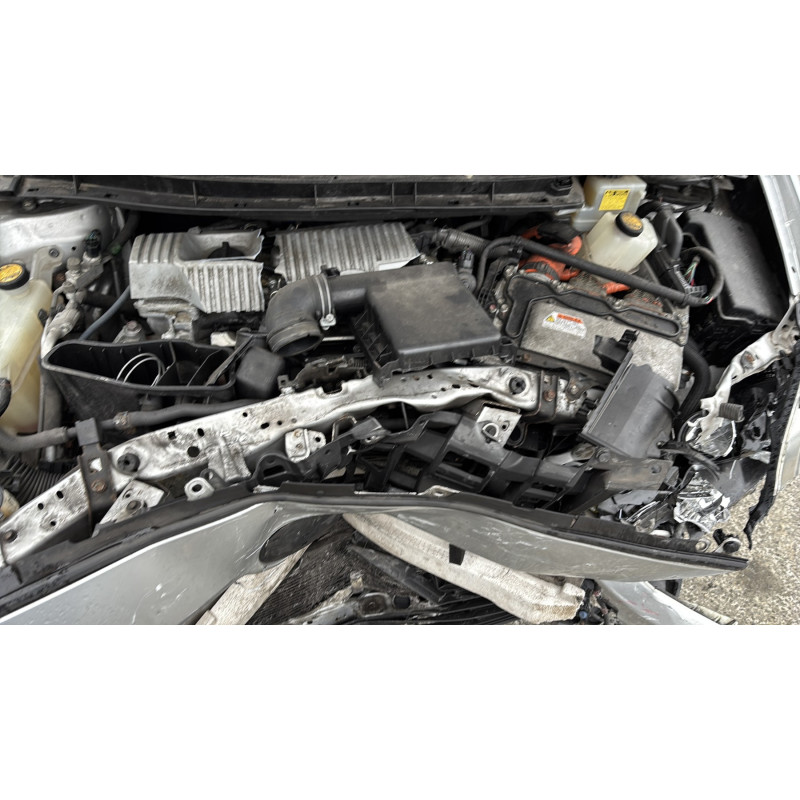 TOYOTA PRIUS 3 PHASE 1 1.8i - 16V HYBRID Photo n°21