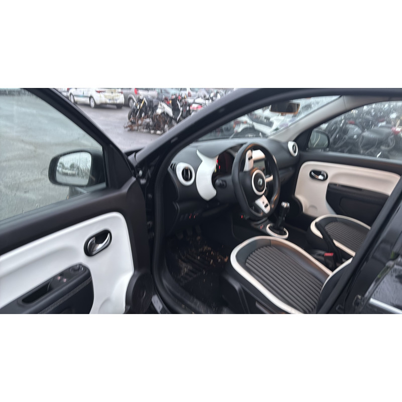 RENAULT TWINGO 3 PHASE 2 0.9i - 12V TURBO TCE 95 Photo n°9