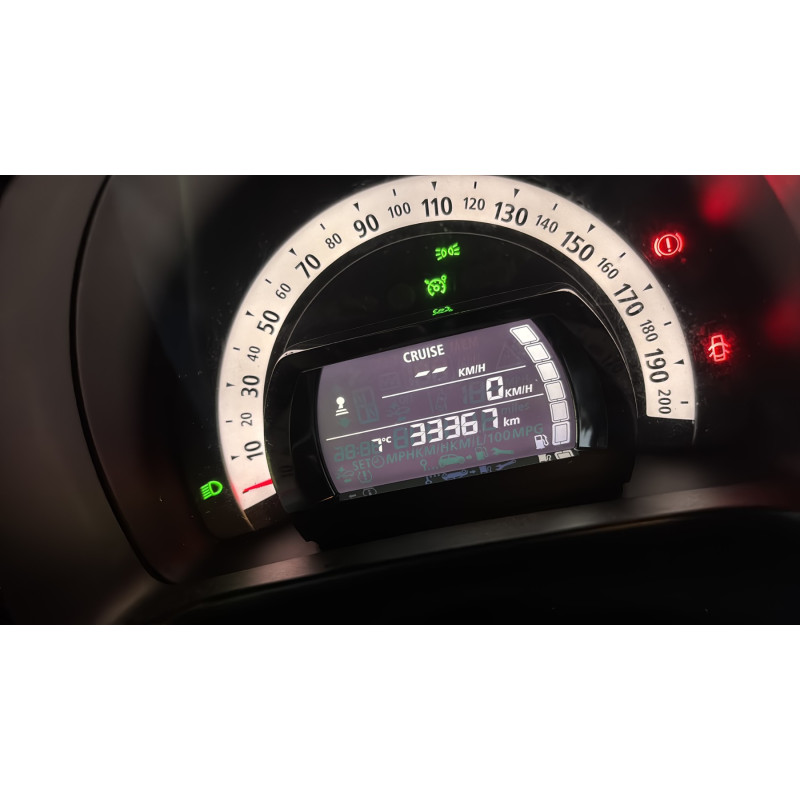 RENAULT TWINGO 3 PHASE 2 0.9i - 12V TURBO TCE 95 Photo n°17