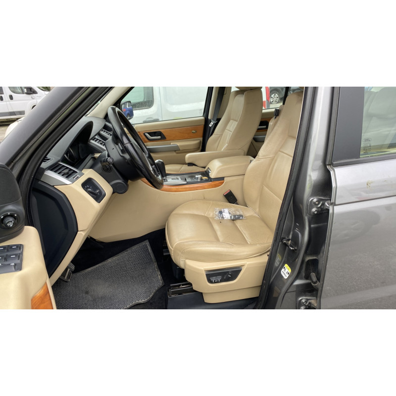 LAND ROVER RANGE ROVER 1 SPORT PHASE 1 2.7 SDV6 - 24V V6 TURBO 4X4 Photo n°13