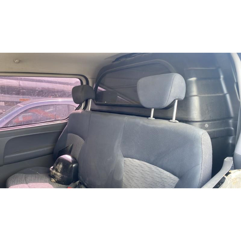 HYUNDAI H1 2 STAREX 2.5 CRDI - 16V TURBO Photo n°3