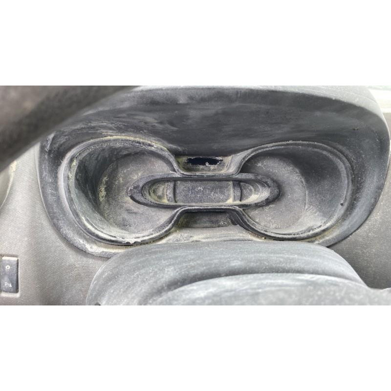 RENAULT TRAFIC 3 COURT PHASE 1 1.6 DCI - 16V TURBO Photo n°8