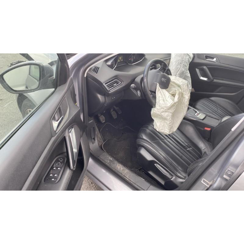 PEUGEOT 308 2 PHASE 1 1.6 HDI - 8V TURBO Photo n°11
