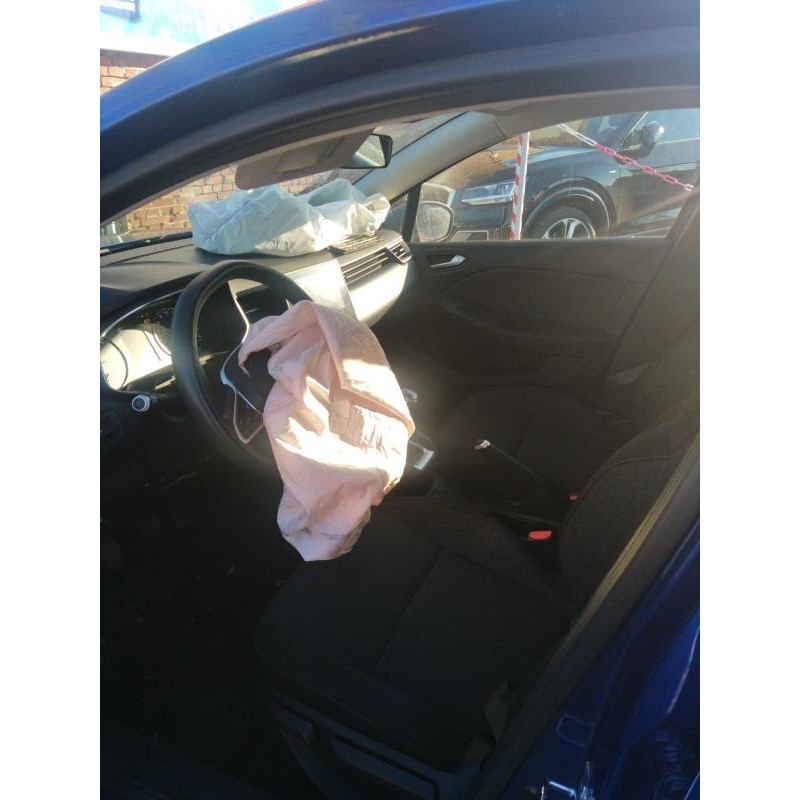 RENAULT CLIO 5 PHASE 1 1.5 BLUE DCI - 8V TURBO Photo n°8