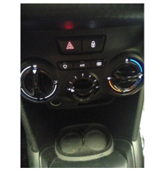 PEUGEOT 208 1 PHASE 2 1.2 VTI - 12V