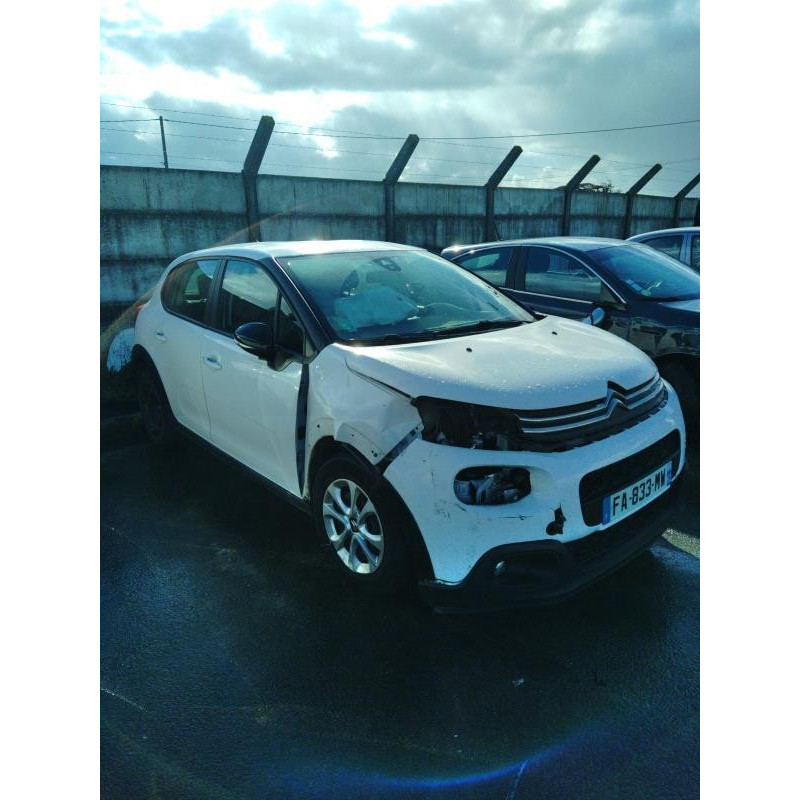 CITROEN C3 3 PHASE 1 1.2 VTI - 12V Photo n°2