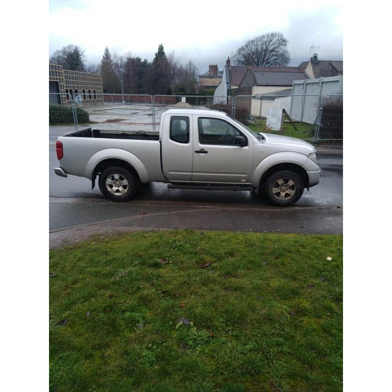 NISSAN NAVARA 1 PHASE 1 2.5 DCI - 16V TURBO 4X4 Photo n°3