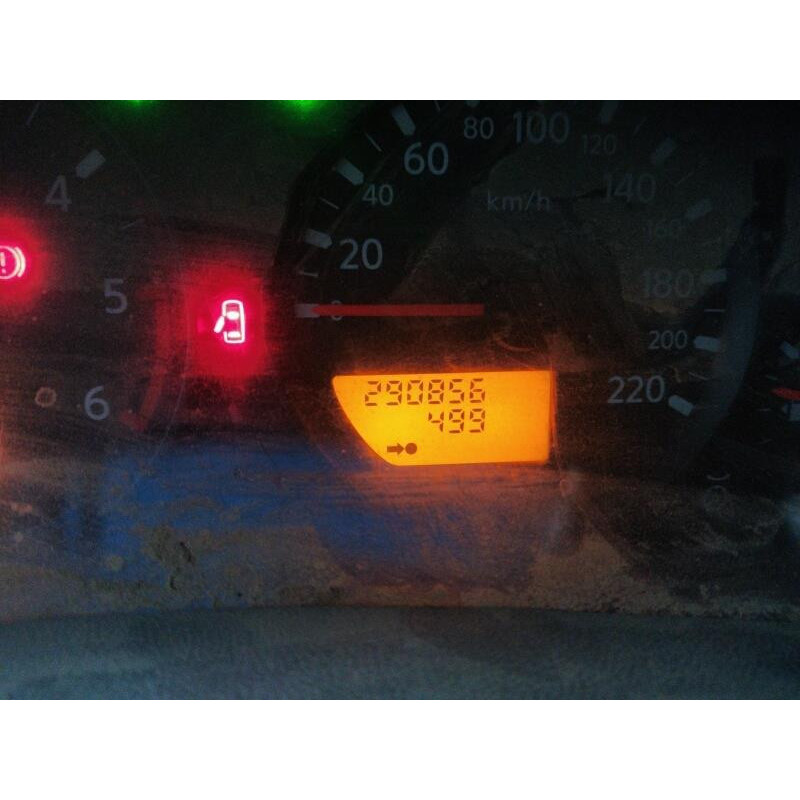 NISSAN NAVARA 1 PHASE 1 2.5 DCI - 16V TURBO 4X4 Photo n°8