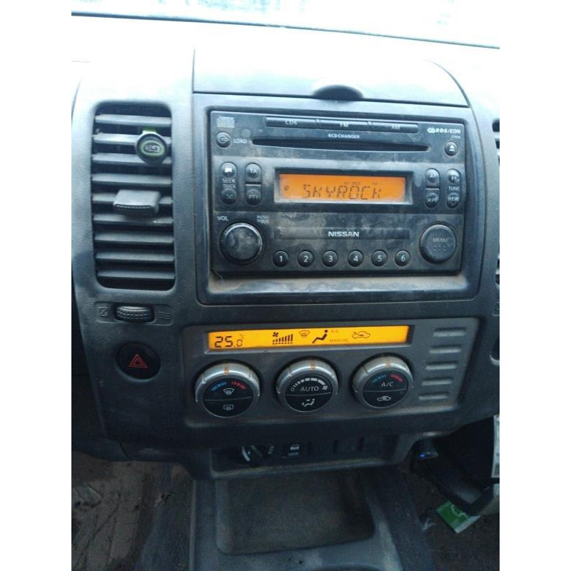 NISSAN NAVARA 1 PHASE 1 2.5 DCI - 16V TURBO 4X4 Photo n°13