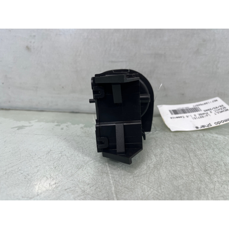 Commodo phare RENAULT SCENIC 2 Photo n°4