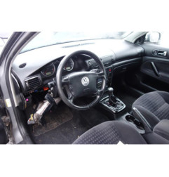 Etrier avant droit (freinage) VOLKSWAGEN PASSAT 4