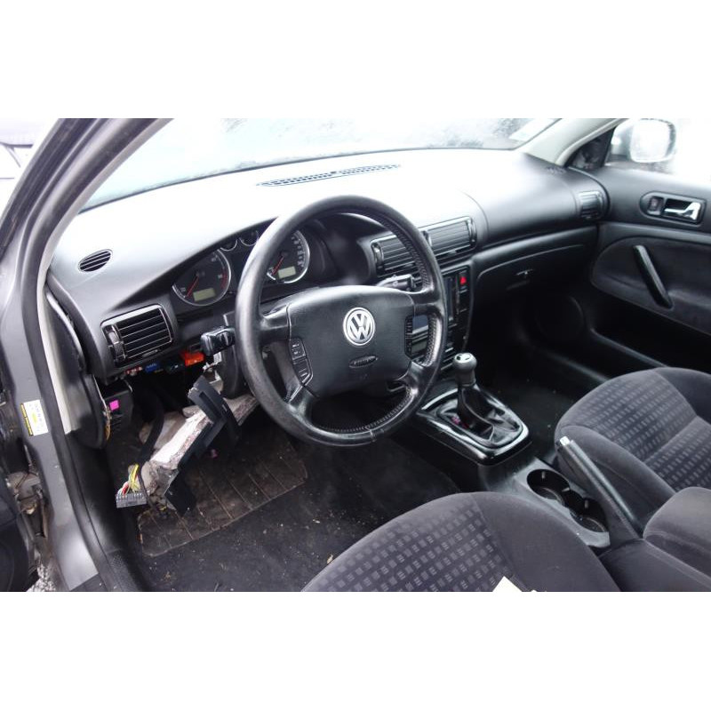 Etrier avant droit (freinage) VOLKSWAGEN PASSAT 4 Photo n°8