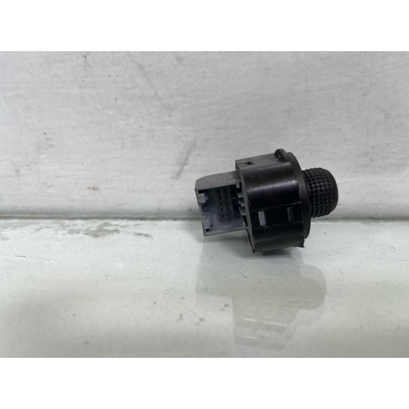 Commande retroviseurs PEUGEOT BIPPER Photo n°2