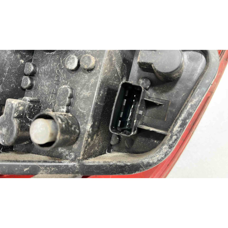 Feu arriere principal droit (feux) RENAULT CLIO 3 Photo n°4