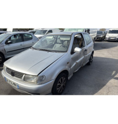 Calandre VOLKSWAGEN POLO 3