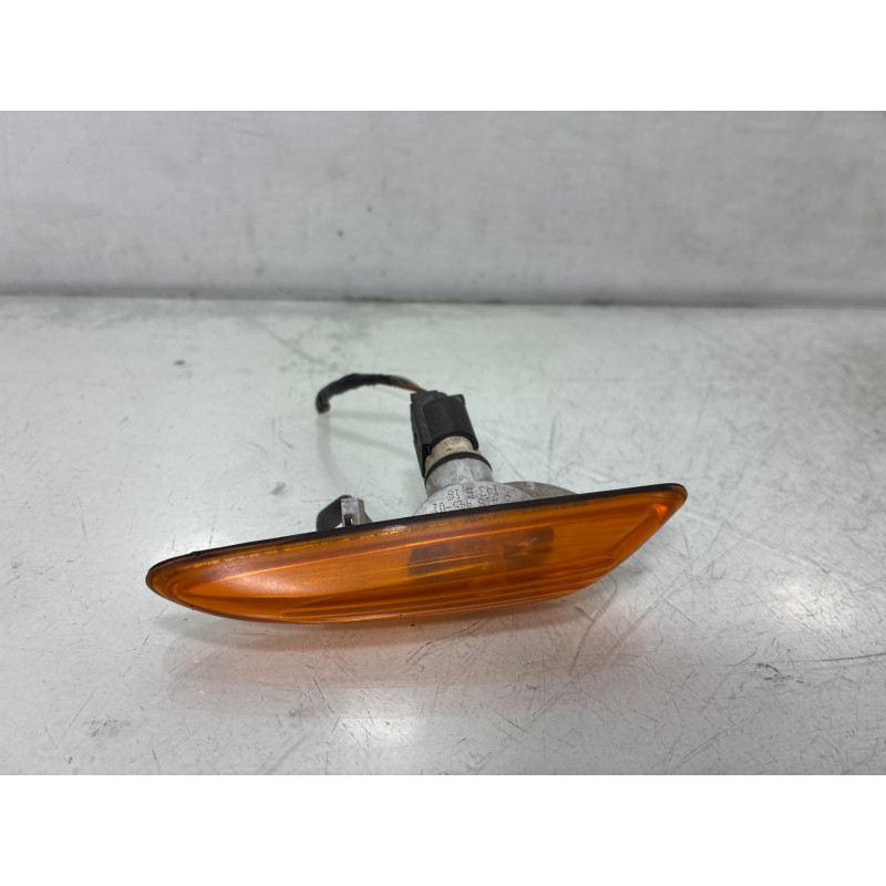 Repetiteur clignotant avant gauche (Feux) BMW X3 E83 Photo n°3