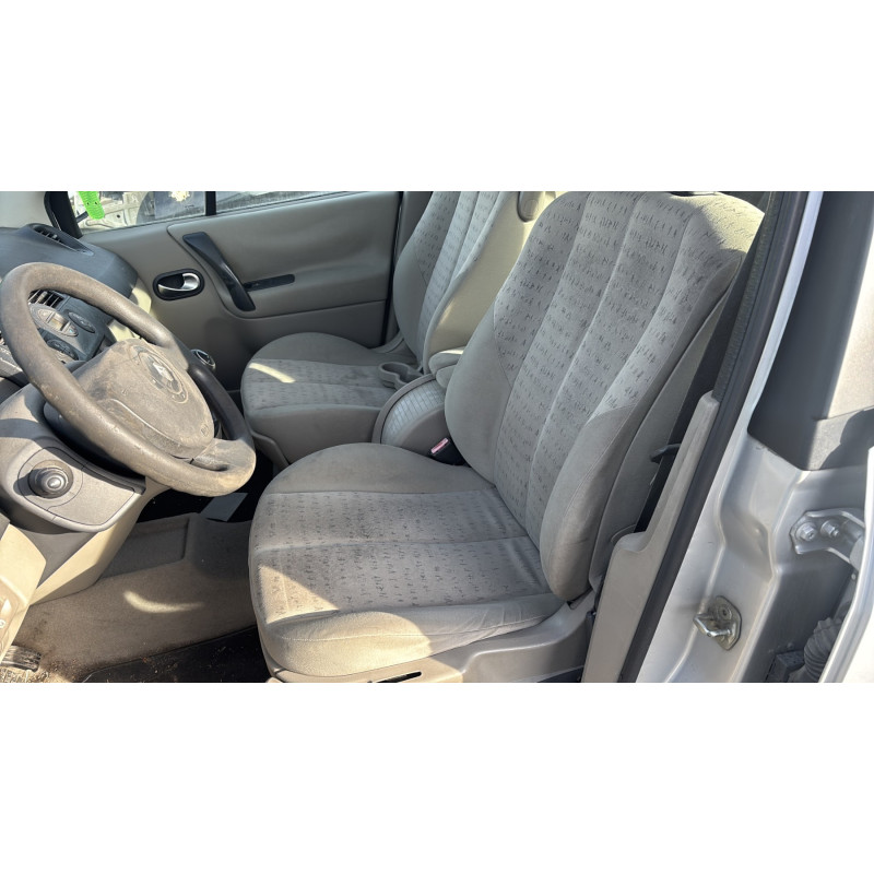 Malle/Hayon arriere RENAULT SCENIC 2 Photo n°16