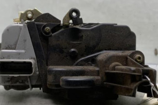 Serrure avant gauche PEUGEOT 307