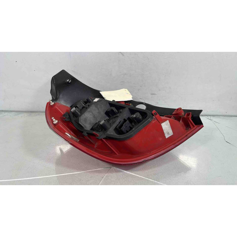 Feu arriere principal droit (feux) RENAULT CLIO 3 Photo n°3