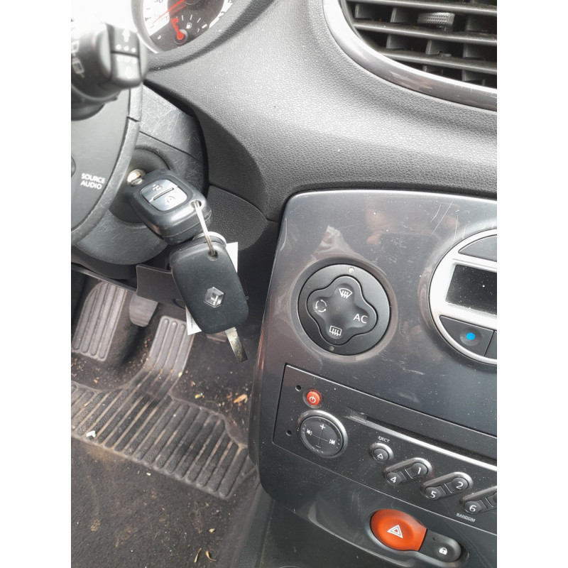 Retroviseur droit RENAULT CLIO 3 Photo n°16