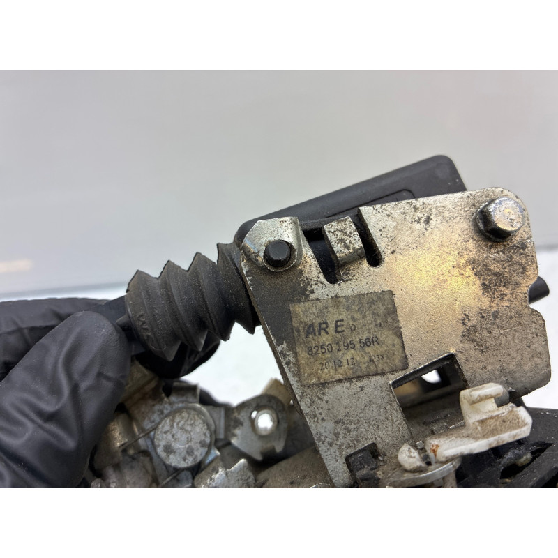 Serrure arriere droit DACIA DUSTER 1 Photo n°5