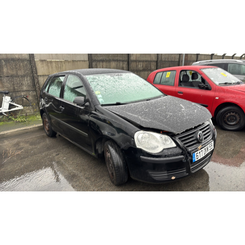 Malle/Hayon arriere VOLKSWAGEN POLO 4 Photo n°6