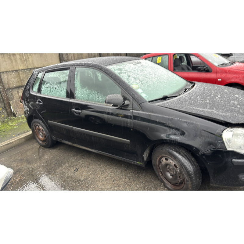 Malle/Hayon arriere VOLKSWAGEN POLO 4 Photo n°11