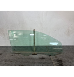 Vitre avant droit VOLKSWAGEN POLO 4
