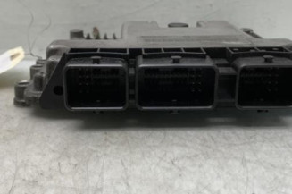 Calculateur moteur RENAULT MEGANE 2