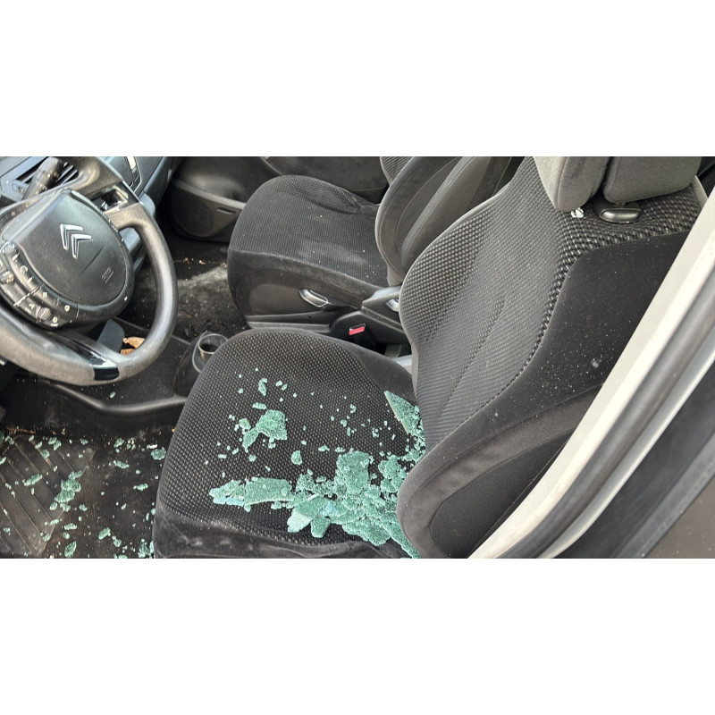 Anti brouillard droit (feux) CITROEN C4 PICASSO 1 Photo n°16