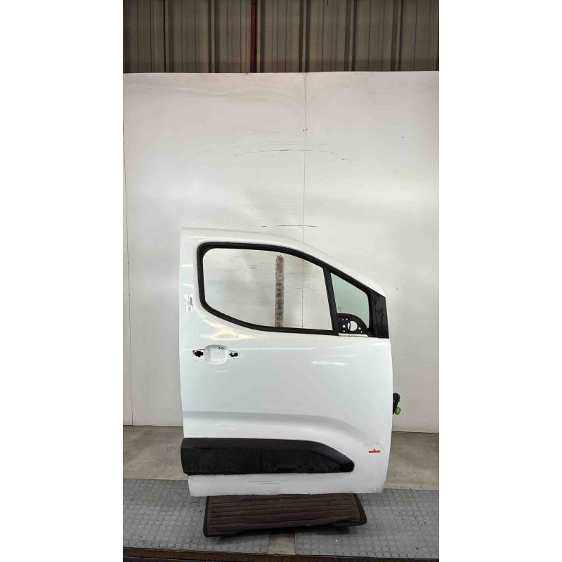 Porte avant droit CITROEN BERLINGO 3 M Photo n°1