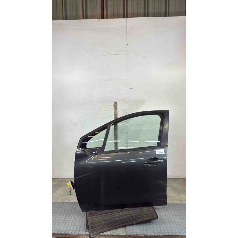 Porte avant gauche PEUGEOT 208 1 Photo n°1