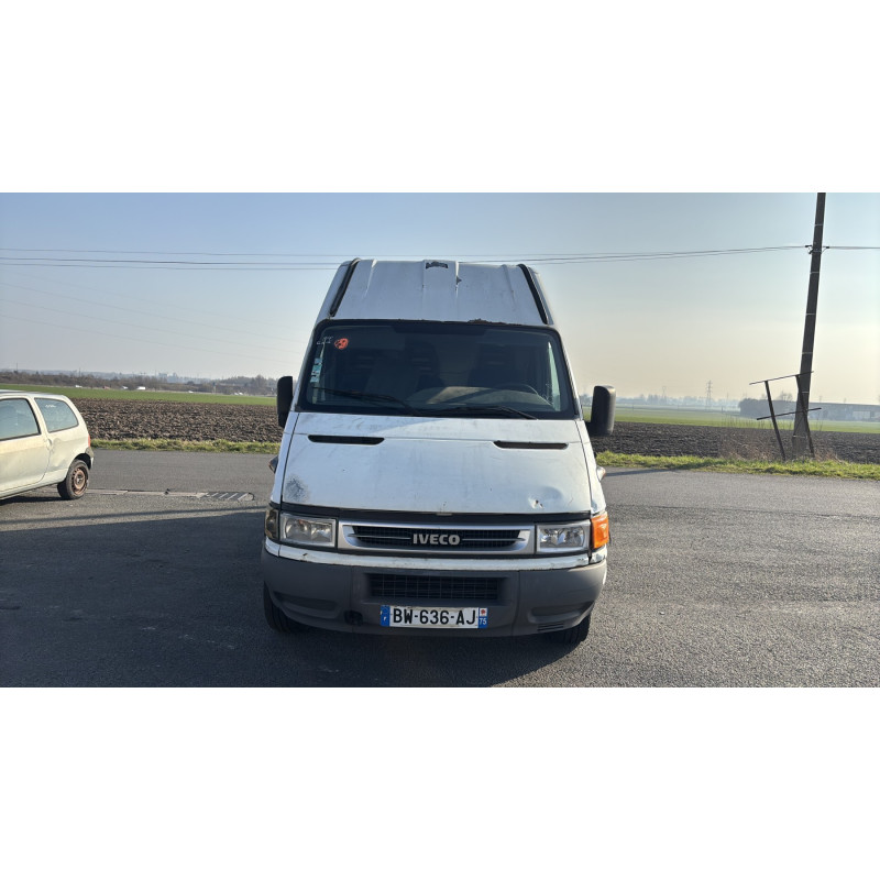 Serrure avant droit IVECO DAILY 3 Photo n°12