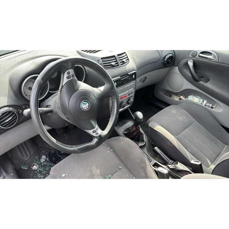 Porte avant gauche ALFA ROMEO 147 Photo n°17