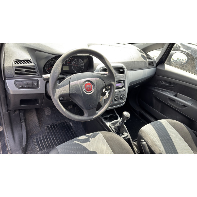 Aile avant gauche FIAT GRANDE PUNTO Photo n°16