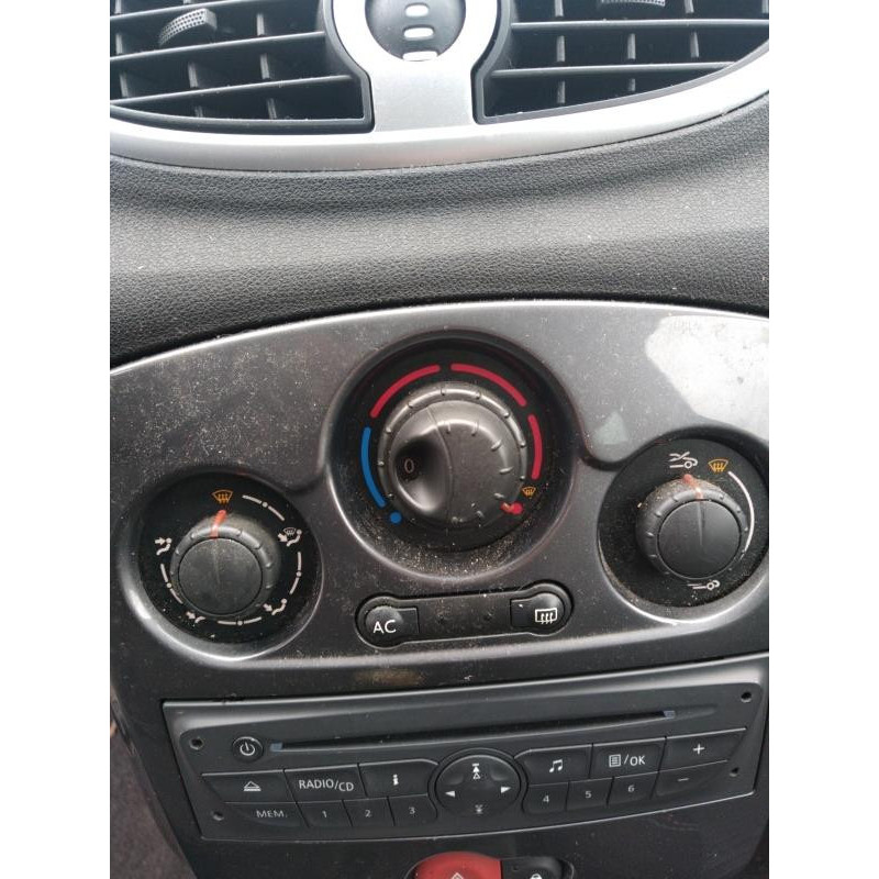 Optique avant principal gauche (feux)(phare) RENAULT CLIO 3 Photo n°17
