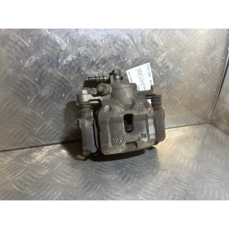 Etrier avant droit (freinage) SUZUKI IGNIS 3 Photo n°1