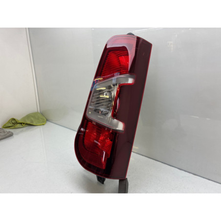 Feu arriere principal droit (feux) TOYOTA PROACE 3 CITY