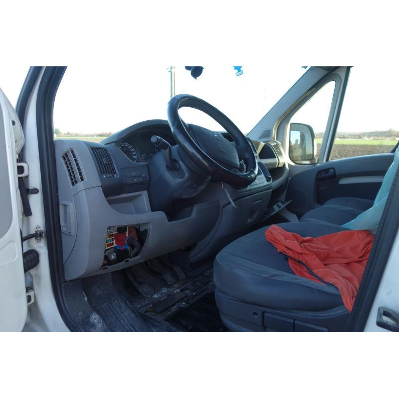 Etrier avant droit (freinage) CITROEN JUMPER 3 Photo n°8