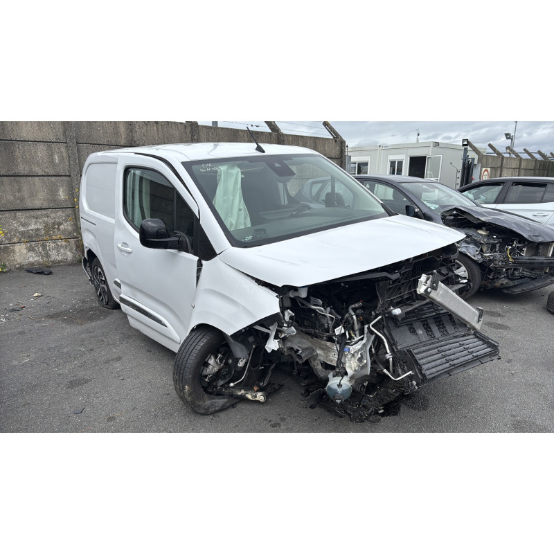Arret de porte avant gauche TOYOTA PROACE 3 CITY Photo n°19